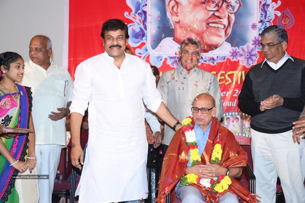Chiranjeevi at Bapu's Film Festival 2014 - 54 / 304 photos