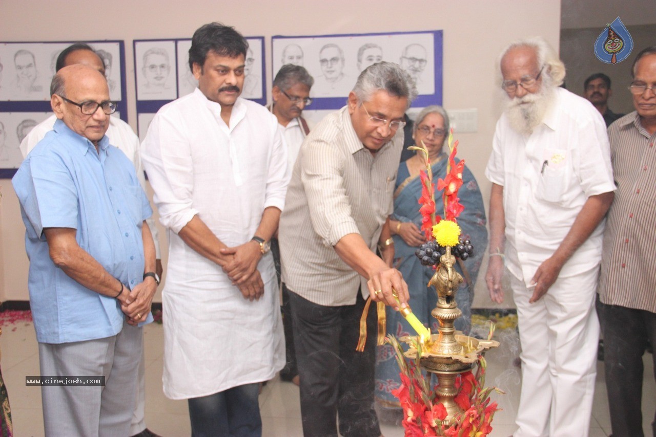 Chiranjeevi at Bapu's Film Festival 2014 - 96 / 304 photos