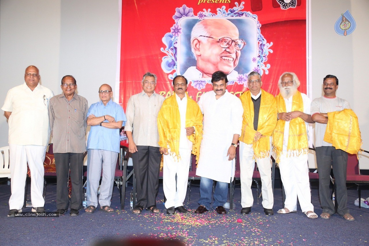 Chiranjeevi at Bapu's Film Festival 2014 - 103 / 304 photos