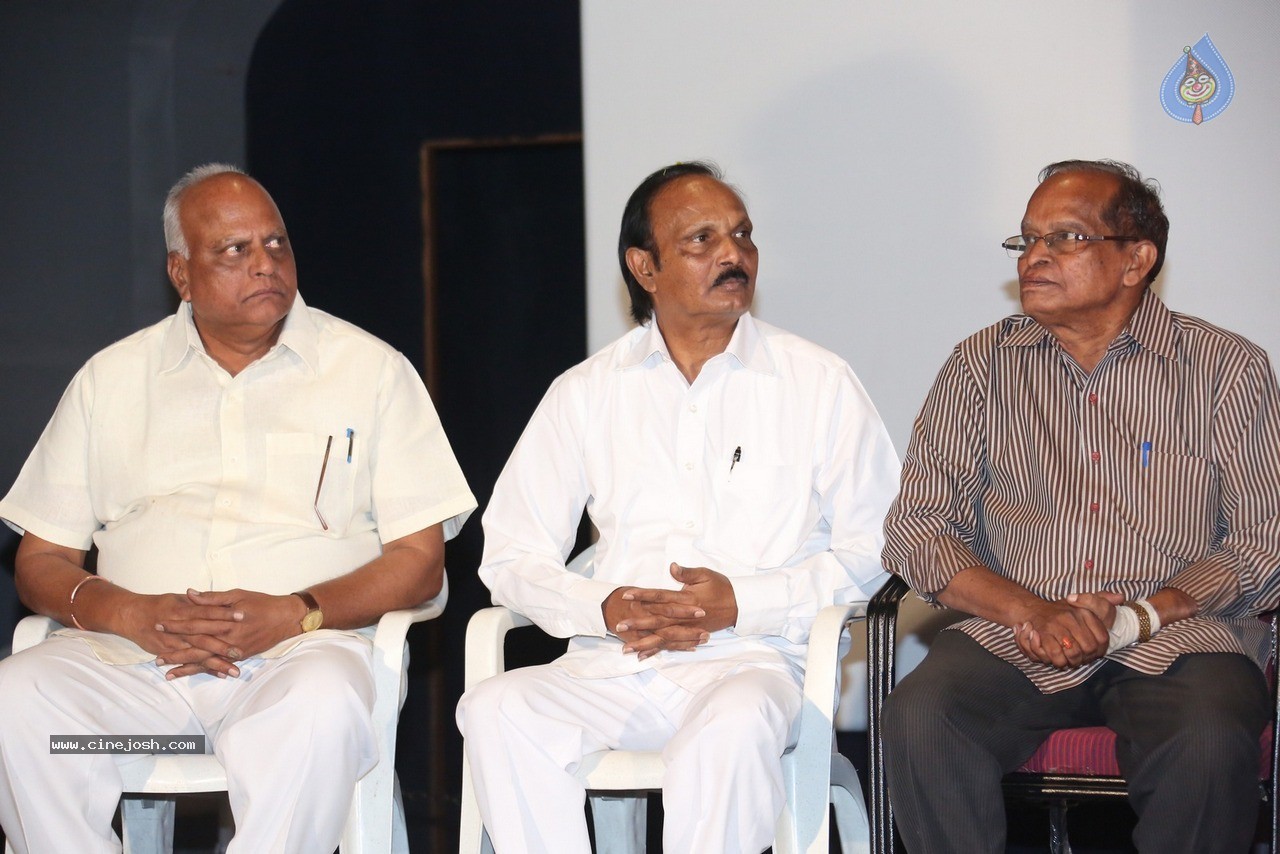 Chiranjeevi at Bapu's Film Festival 2014 - 135 / 304 photos