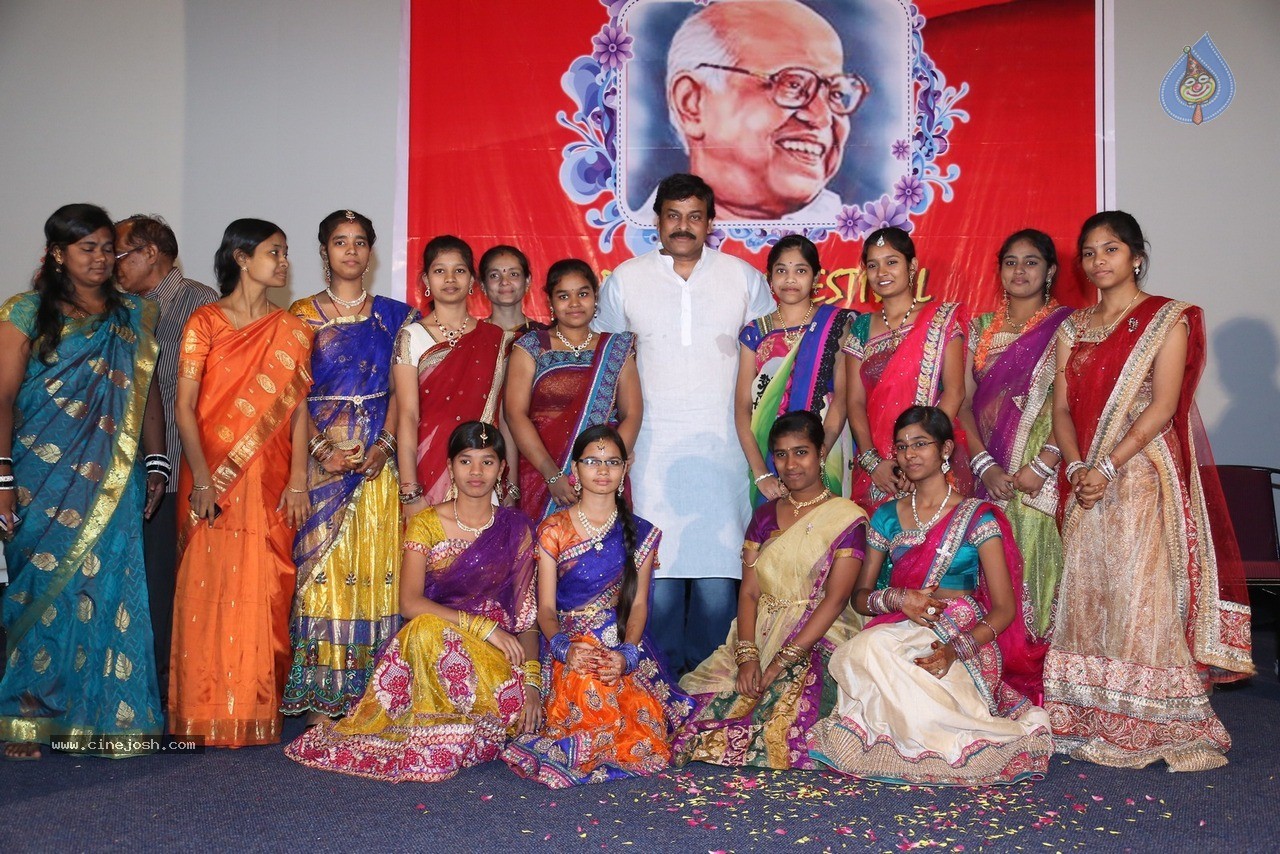 Chiranjeevi at Bapu's Film Festival 2014 - 161 / 304 photos