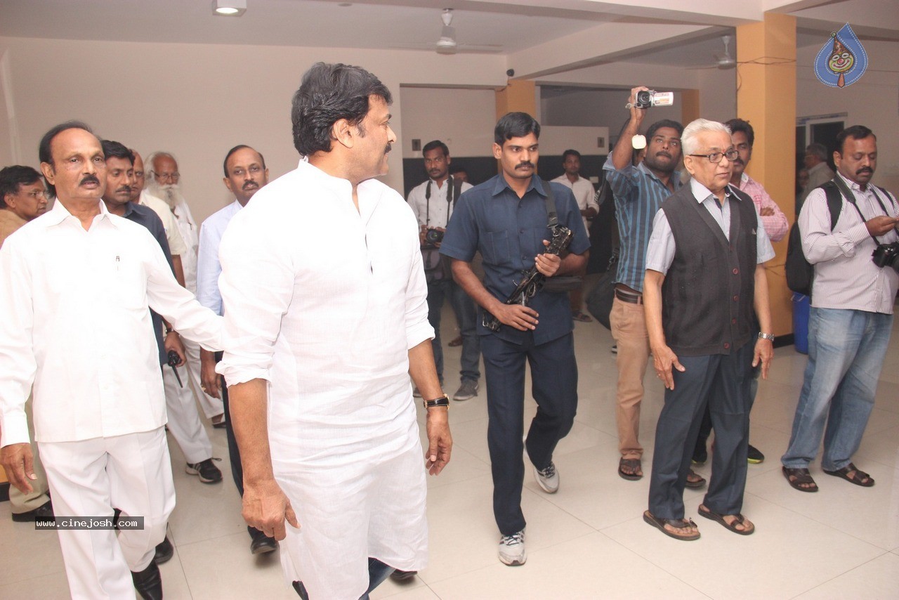 Chiranjeevi at Bapu's Film Festival 2014 - 164 / 304 photos