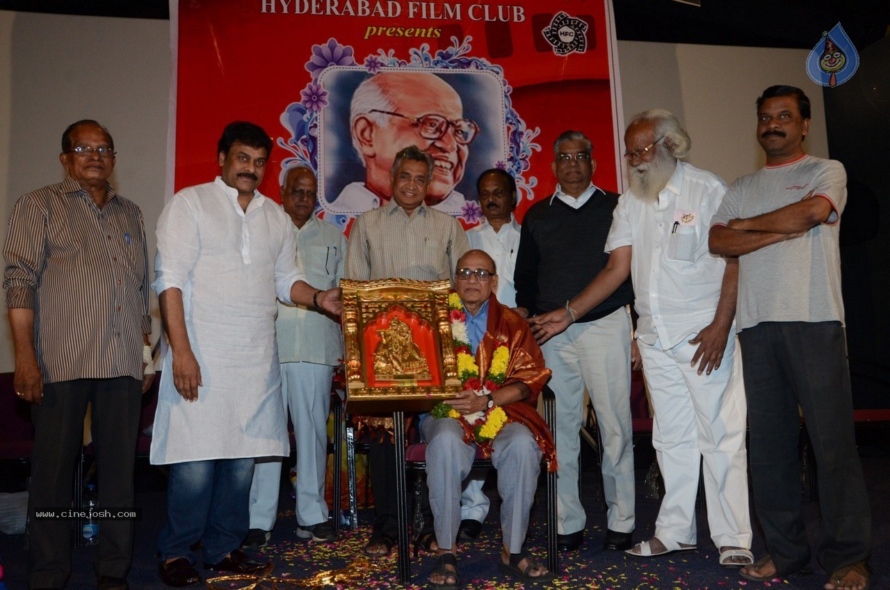 Chiranjeevi at Bapu's Film Festival 2014 - 192 / 304 photos