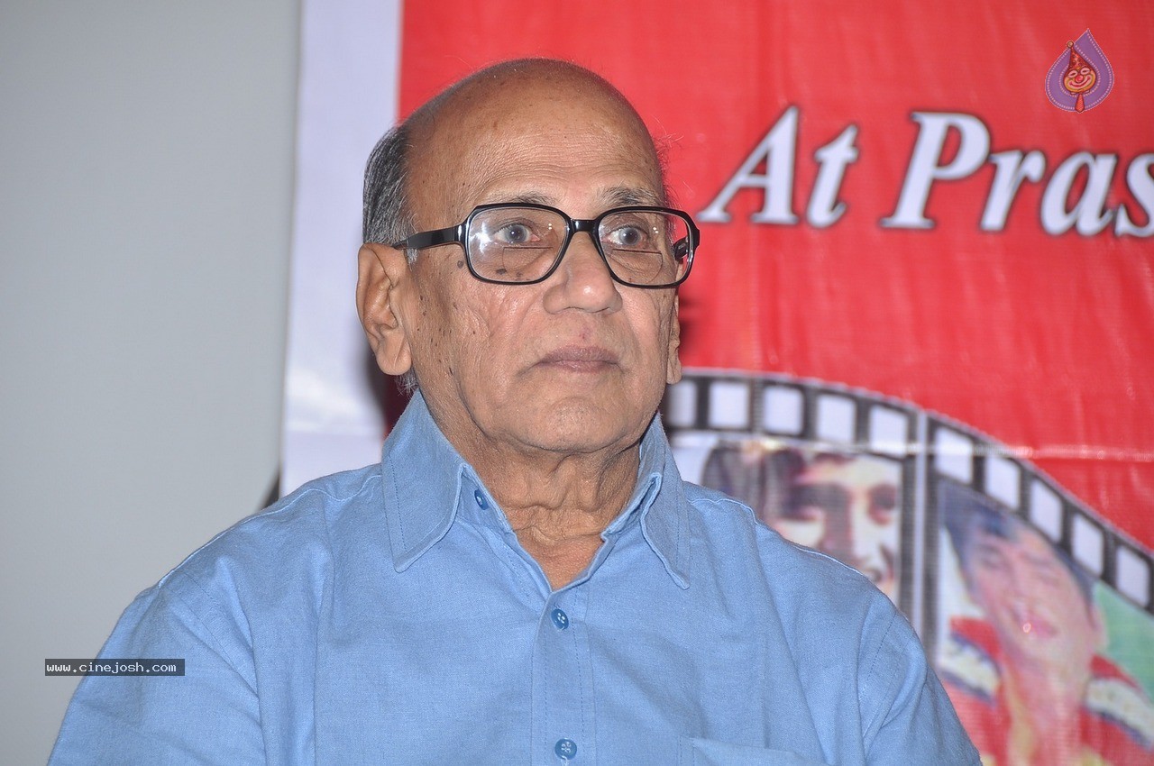 Chiranjeevi at Bapu's Film Festival 2014 - 207 / 304 photos