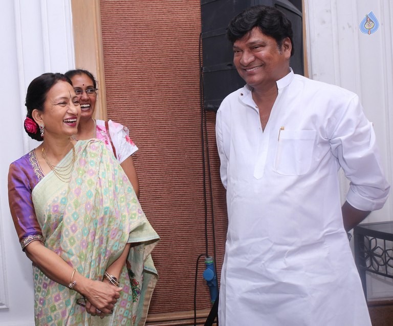 Chiranjeevi at Dr Vijay Dikshit Felicitation - 5 / 23 photos