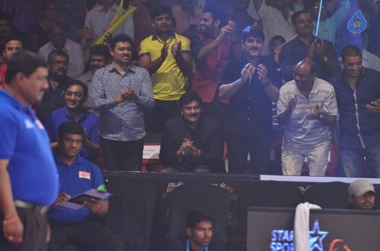 Chiru at PRO Kabaddi Match - 33 / 78 photos