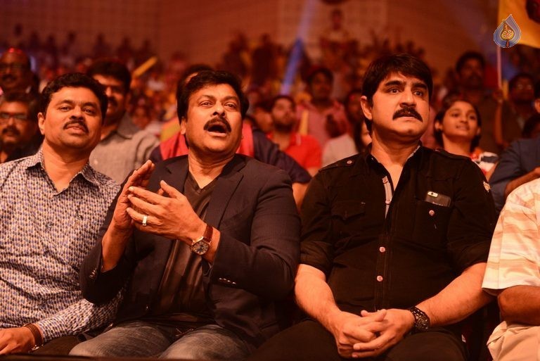 Chiru at PRO Kabaddi Match - 72 / 78 photos