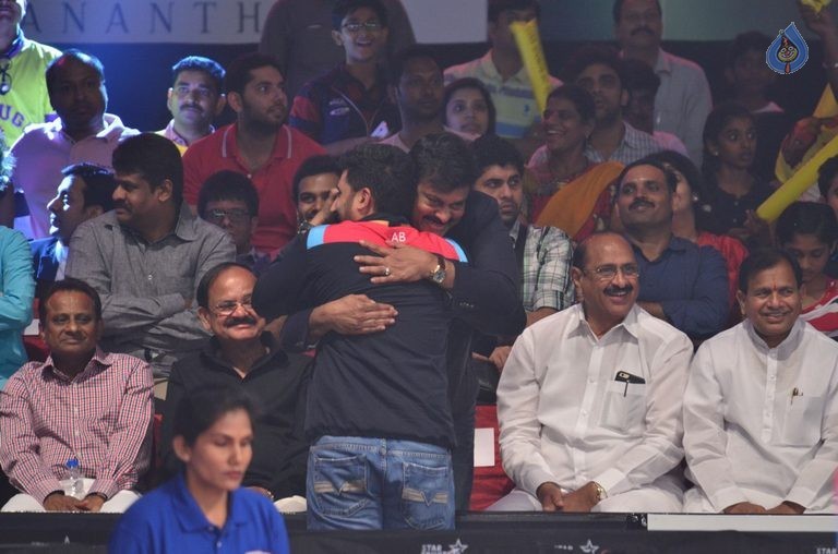 Chiru at PRO Kabaddi Match - 75 / 78 photos
