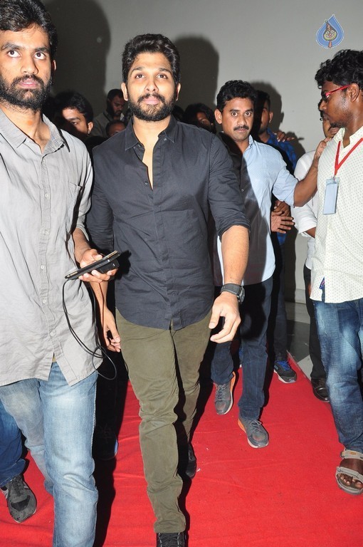 Chiranjeevi Birthday 2016 Celebrations 4 - 19 / 63 photos