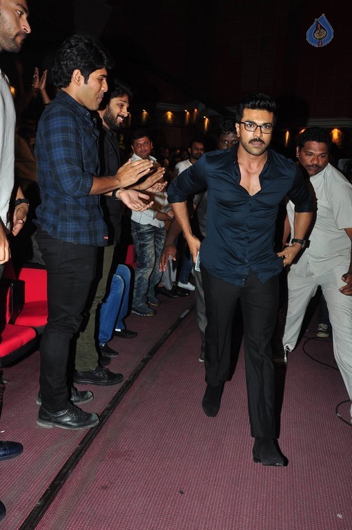 Chiranjeevi Birthday 2016 Celebrations 4 - 32 / 63 photos