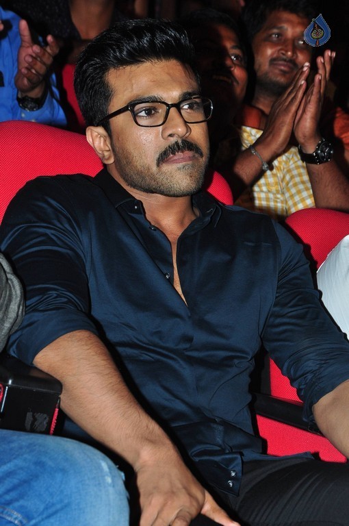 Chiranjeevi Birthday 2016 Celebrations 4 - 38 / 63 photos