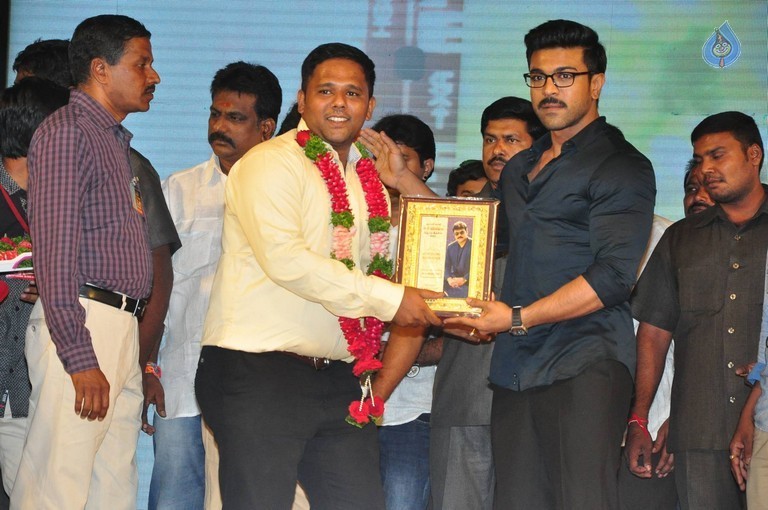 Chiranjeevi Birthday 2016 Celebrations 4 - 48 / 63 photos