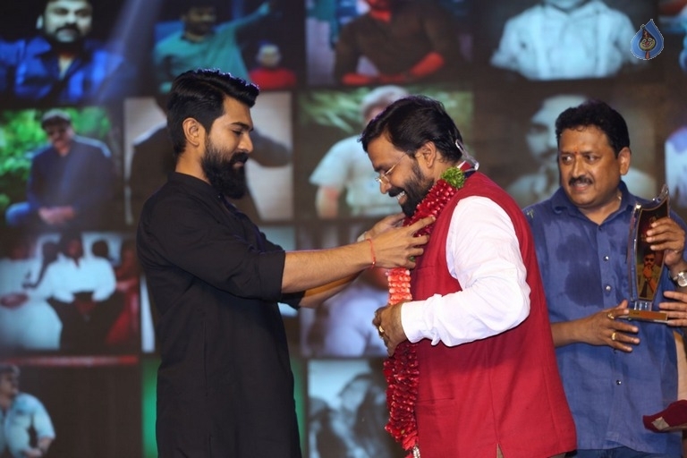 Chiranjeevi Birthday 2017 Celebrations Photos - 20 / 46 photos