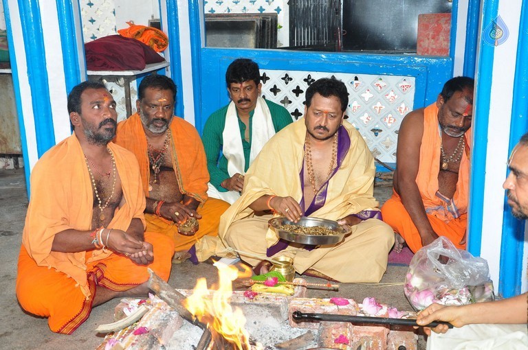 Chiranjeevi Birthday Special Pooja at Film Nagar Temple - 64 / 72 photos