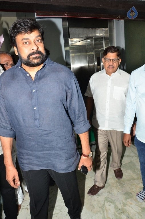 Chiranjeevi, Mohan Babu and Allu Aravind Meets Dasari Narayana Rao - 3 / 73 photos