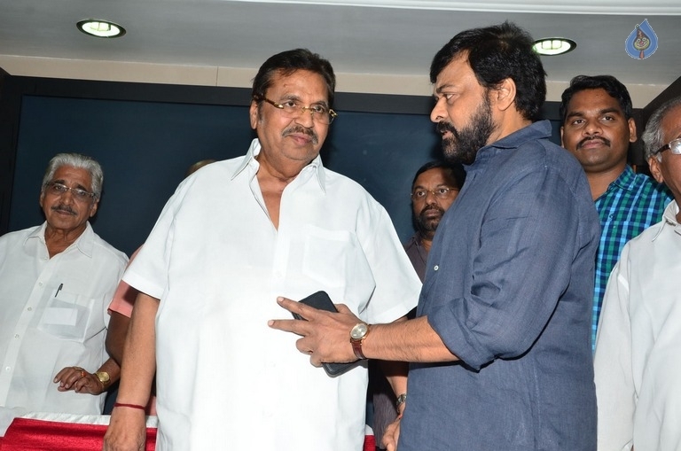 Chiranjeevi, Mohan Babu and Allu Aravind Meets Dasari Narayana Rao - 46 / 73 photos