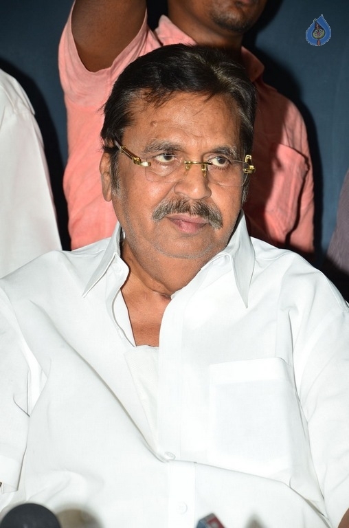 Chiranjeevi, Mohan Babu and Allu Aravind Meets Dasari Narayana Rao - 62 / 73 photos