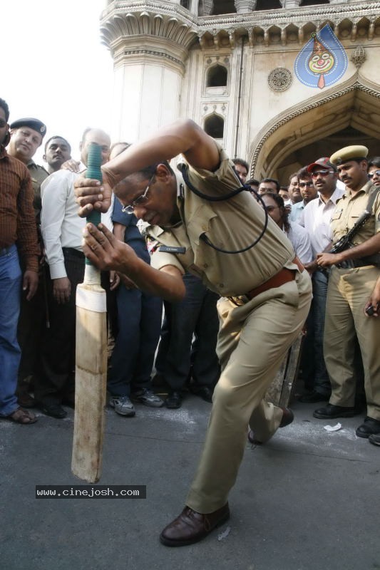 Commissioner AK . Khan Plays Cricket in Old City  - 21 / 58 photos