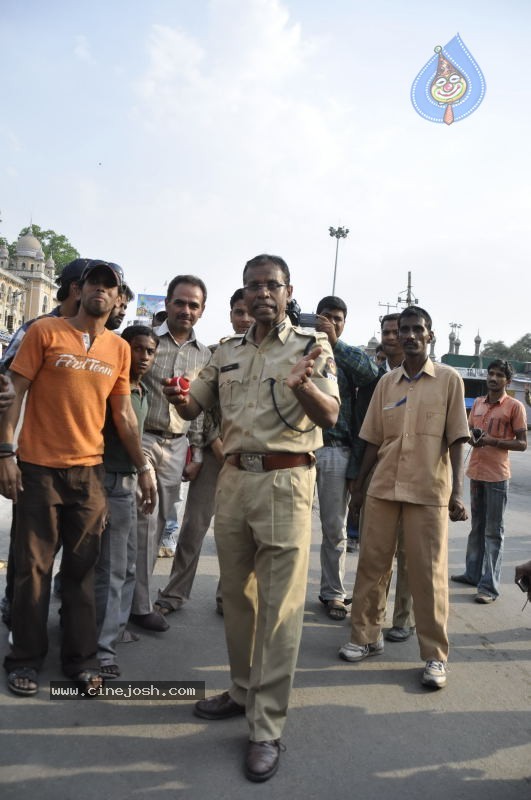 Commissioner AK . Khan Plays Cricket in Old City  - 22 / 58 photos