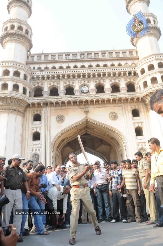 Commissioner AK . Khan Plays Cricket in Old City  - 30 / 58 photos