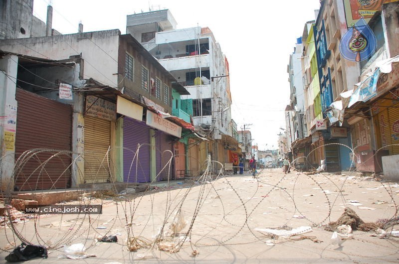 Commissioner AK . Khan Plays Cricket in Old City  - 55 / 58 photos