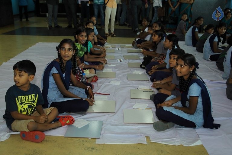 Continental Children Paintathon Event - 10 / 34 photos