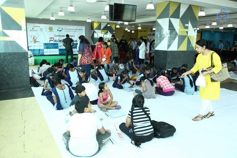 Continental Children Paintathon Event - 25 / 34 photos