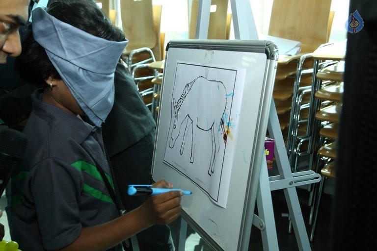 Continental Children Paintathon Event - 28 / 34 photos