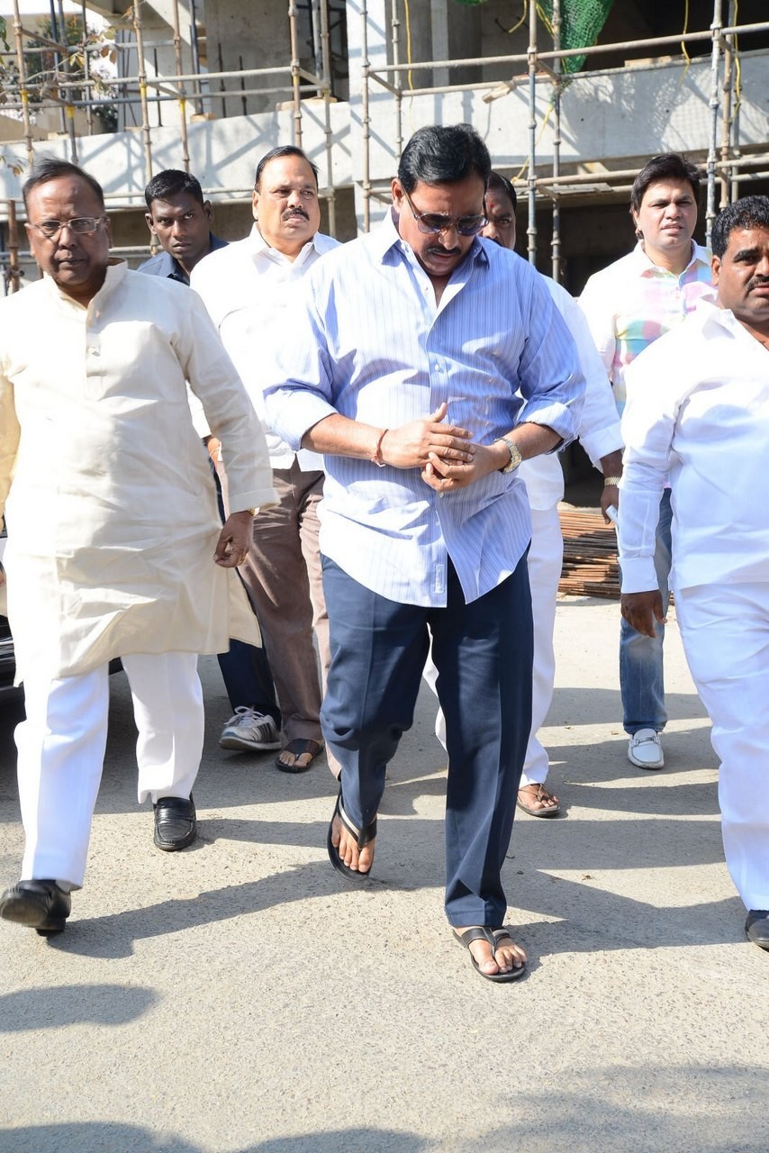 D Ramanaidu Anthima Yatra 01 - 33 / 171 photos