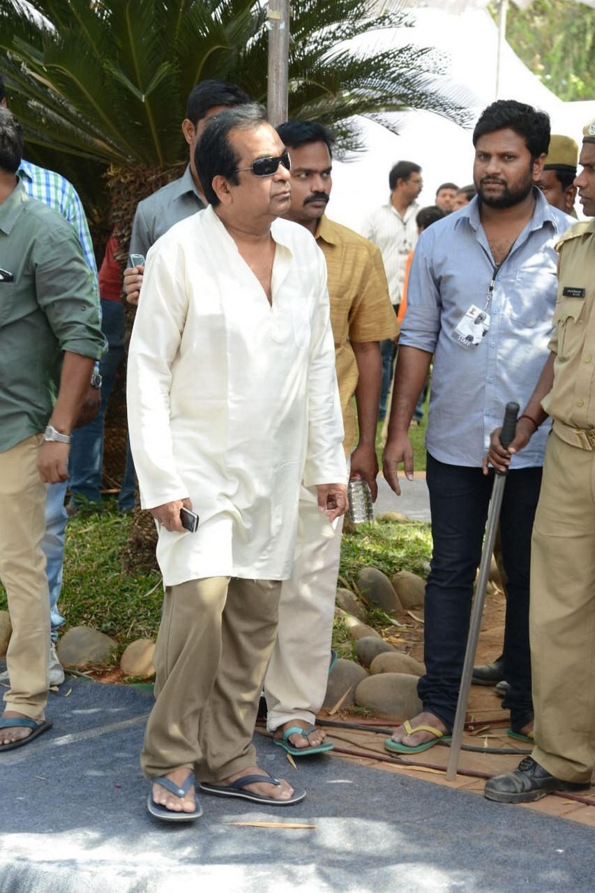 D Ramanaidu Anthima Yatra 01 - 84 / 171 photos