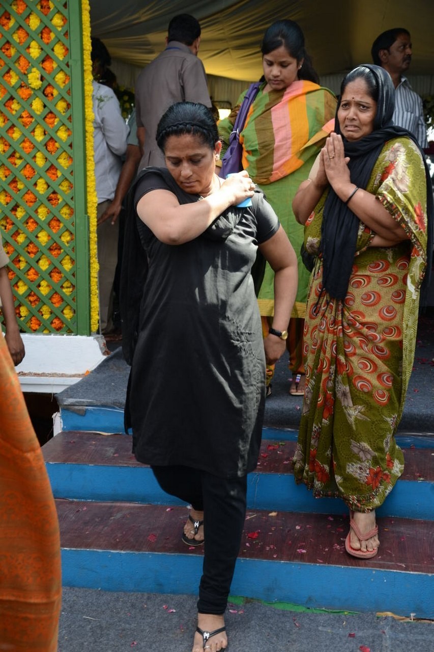 D Ramanaidu Anthima Yatra 01 - 94 / 171 photos