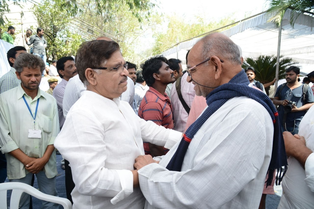 D Ramanaidu Anthima Yatra 01 - 113 / 171 photos