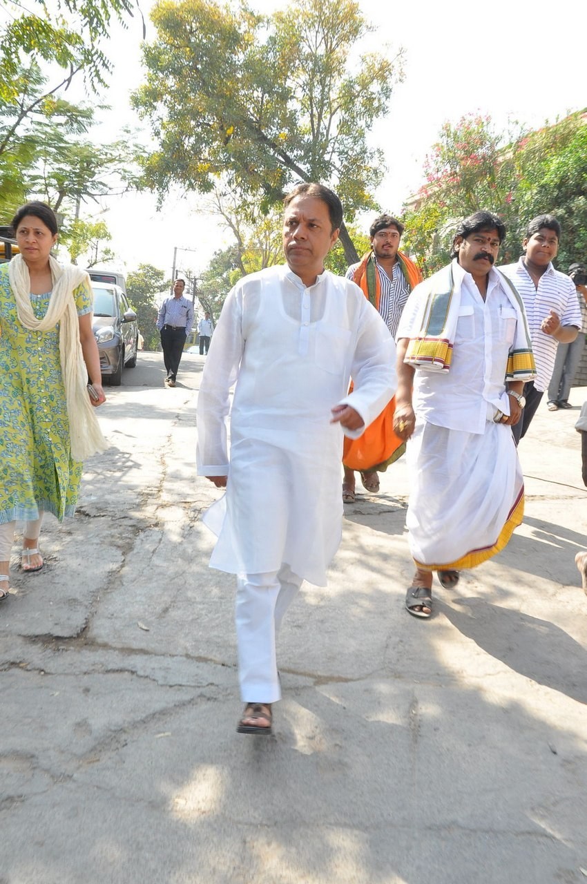 D Ramanaidu Anthima Yatra 01 - 138 / 171 photos