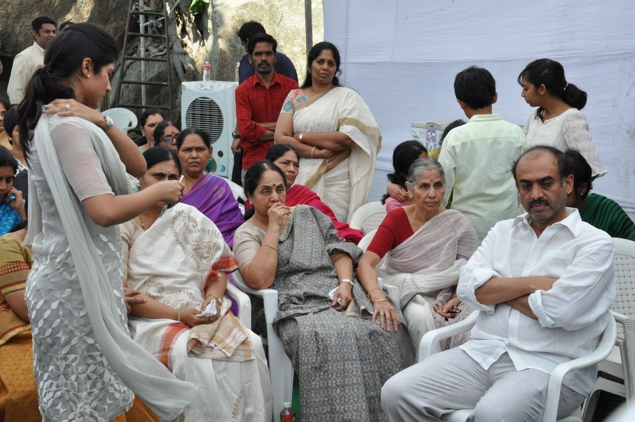 D Ramanaidu Anthima Yatra 01 - 170 / 171 photos