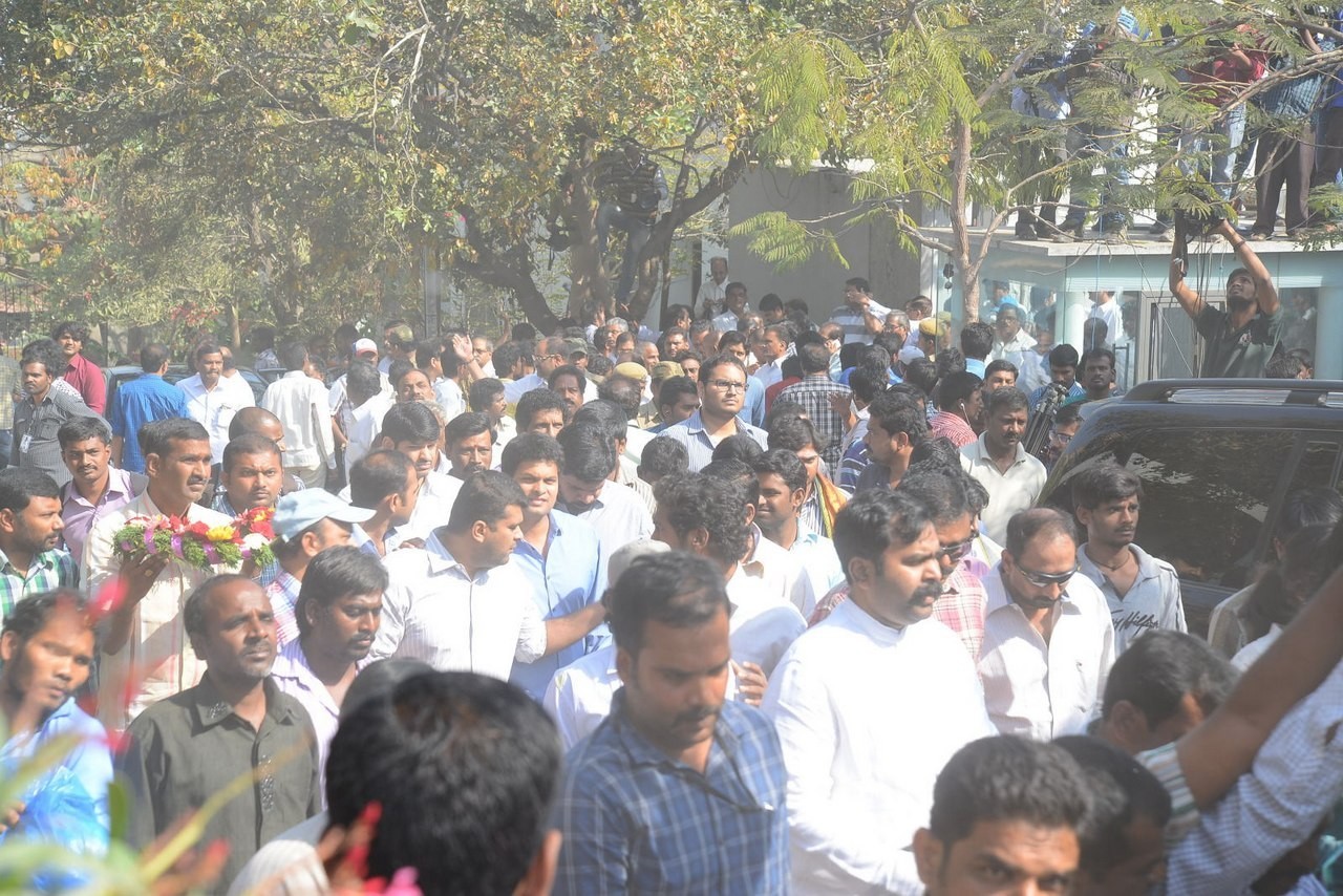 D Ramanaidu Anthima Yatra 02 - 7 / 171 photos