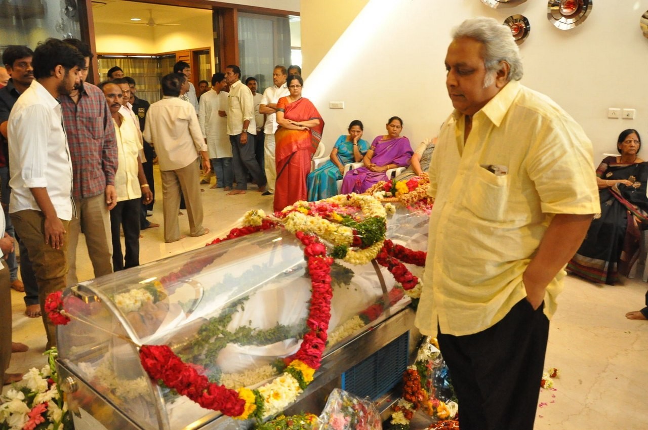 D Ramanaidu Anthima Yatra 02 - 22 / 171 photos