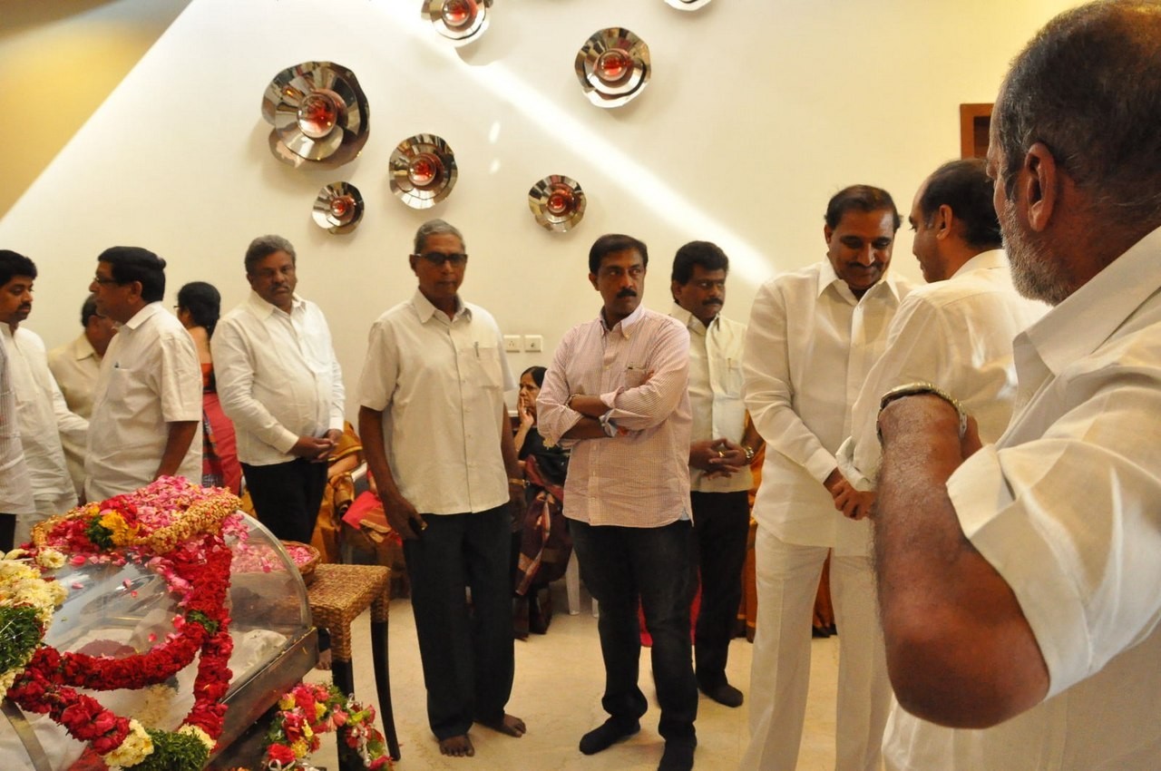 D Ramanaidu Anthima Yatra 02 - 47 / 171 photos