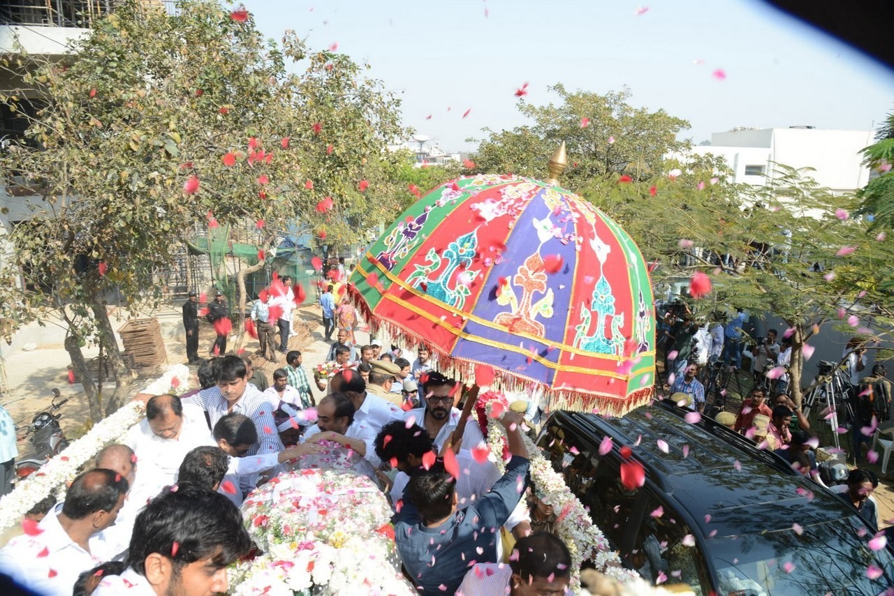 D Ramanaidu Anthima Yatra 02 - 164 / 171 photos