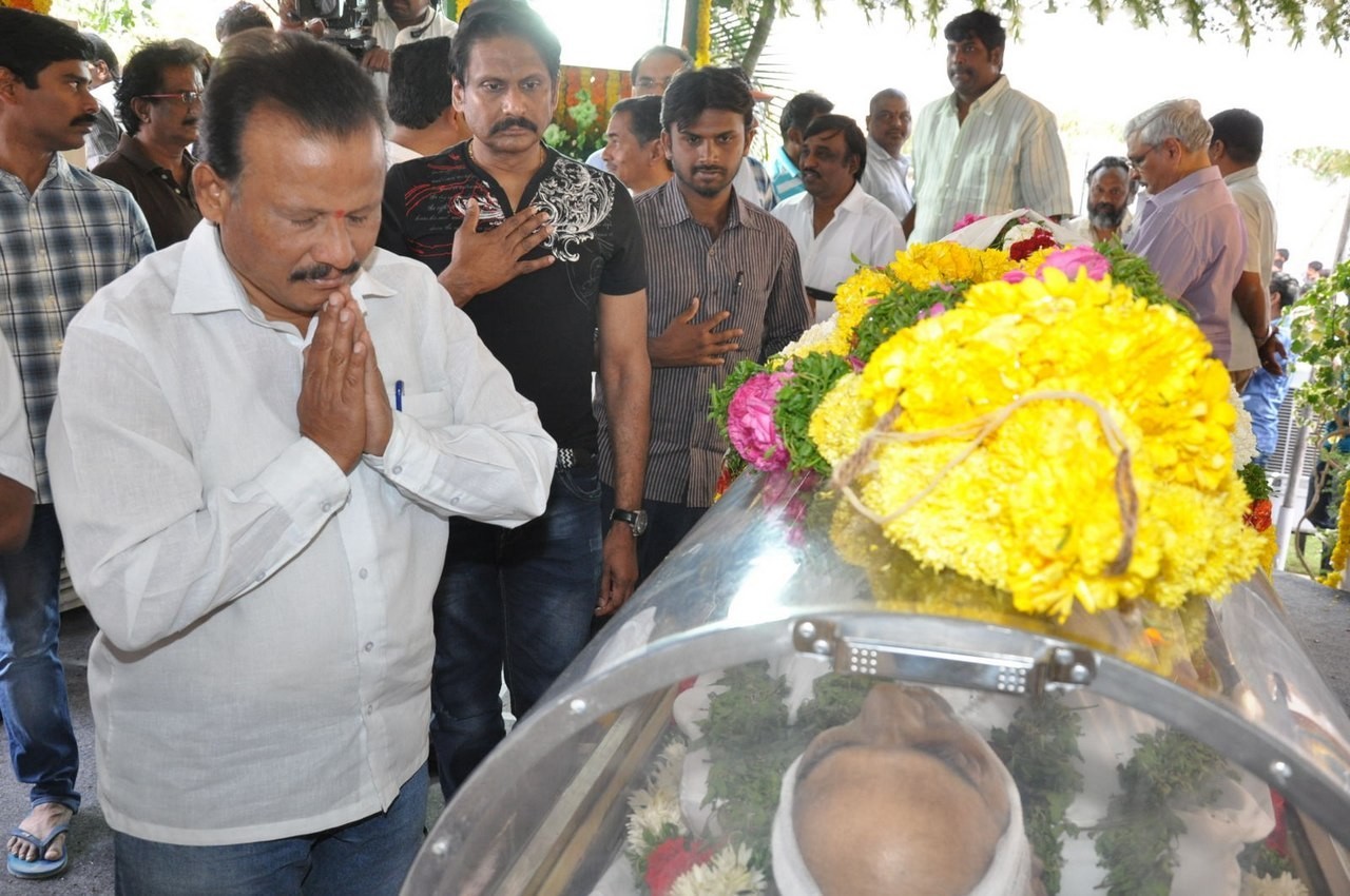 D Ramanaidu Anthima Yatra 03 - 14 / 282 photos