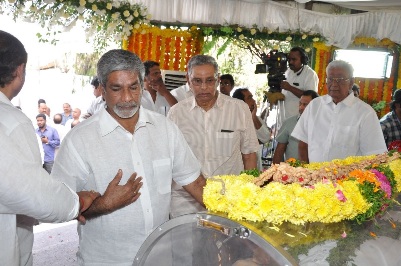 D Ramanaidu Anthima Yatra 03 - 23 / 282 photos