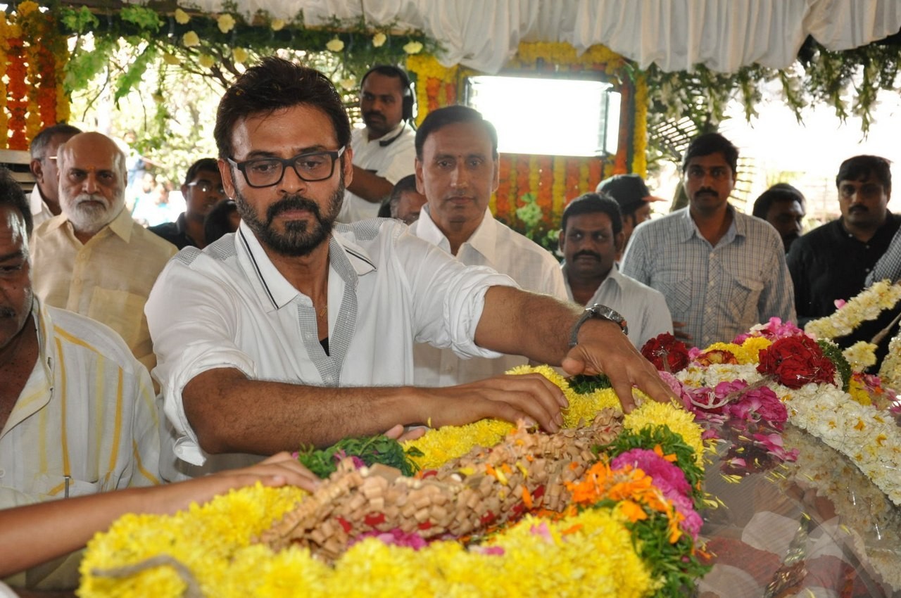 D Ramanaidu Anthima Yatra 03 - 34 / 282 photos