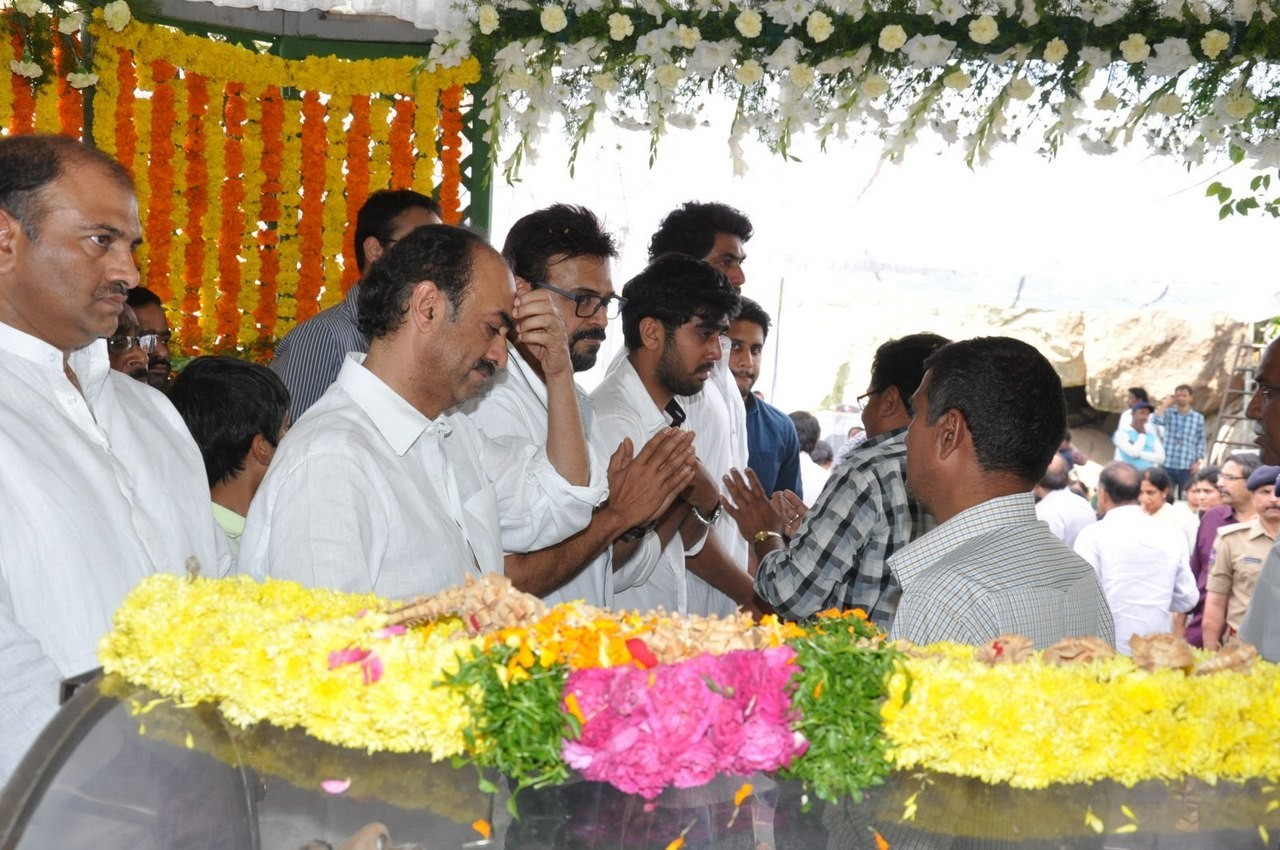 D Ramanaidu Anthima Yatra 03 - 166 / 282 photos