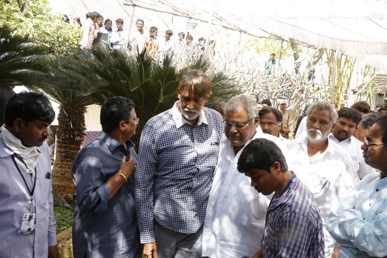 D Ramanaidu Anthima Yatra 03 - 187 / 282 photos