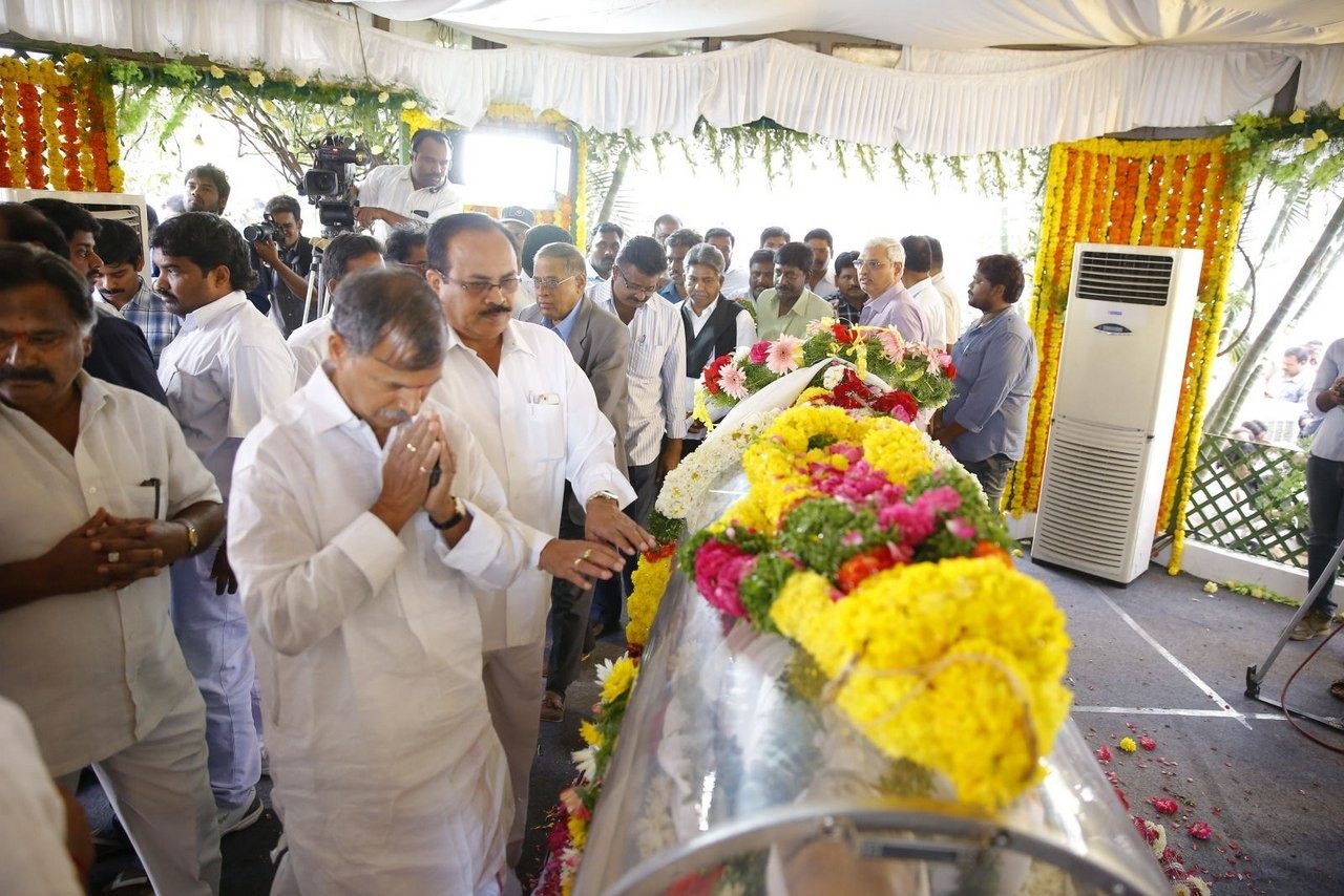 D Ramanaidu Anthima Yatra 03 - 199 / 282 photos