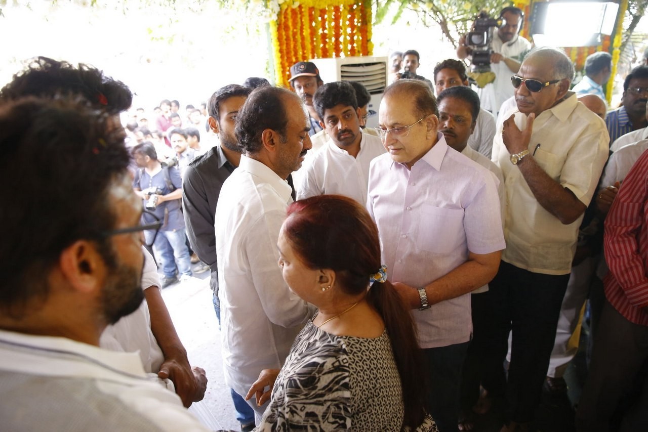 D Ramanaidu Anthima Yatra 03 - 205 / 282 photos