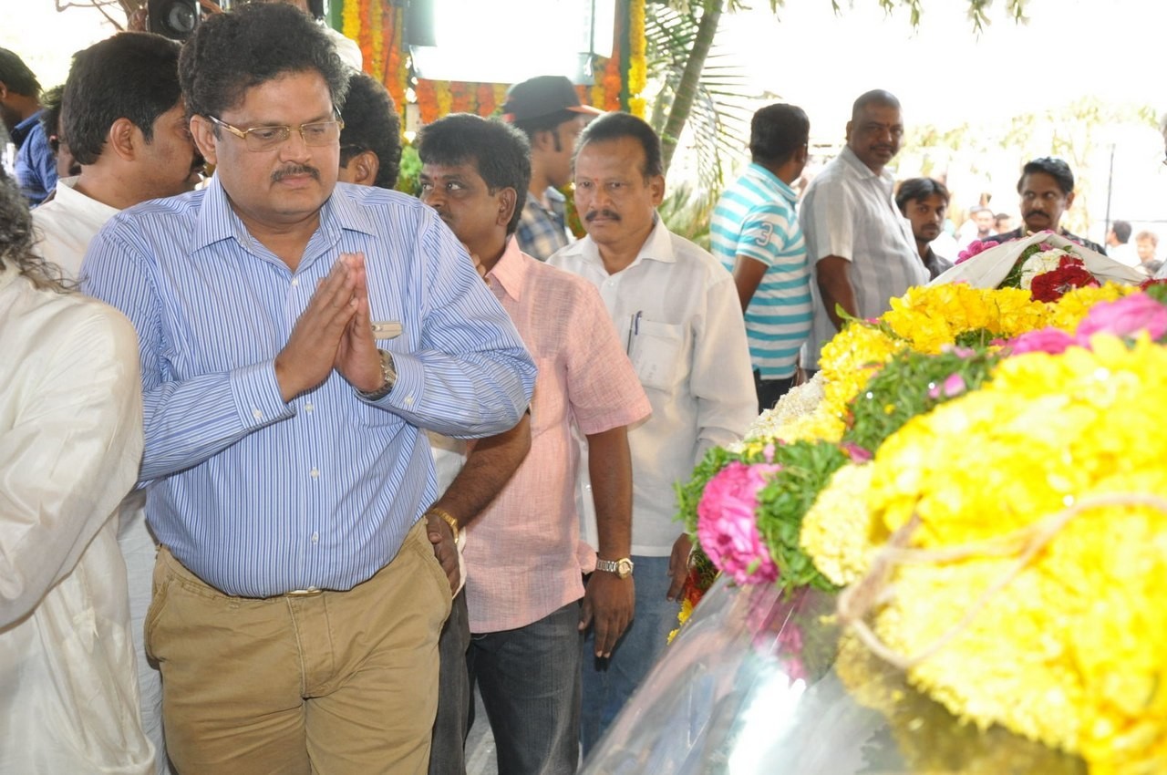 D Ramanaidu Anthima Yatra 03 - 207 / 282 photos