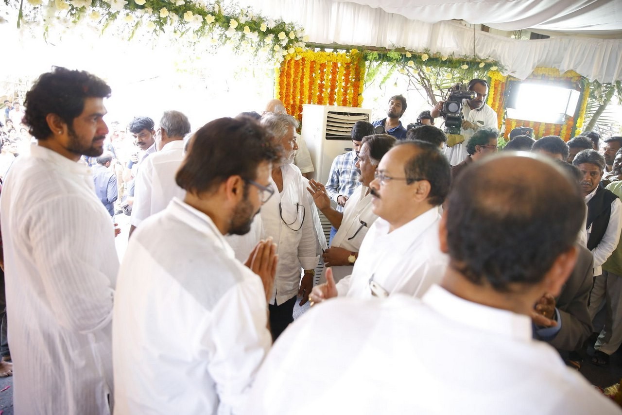 D Ramanaidu Anthima Yatra 03 - 232 / 282 photos