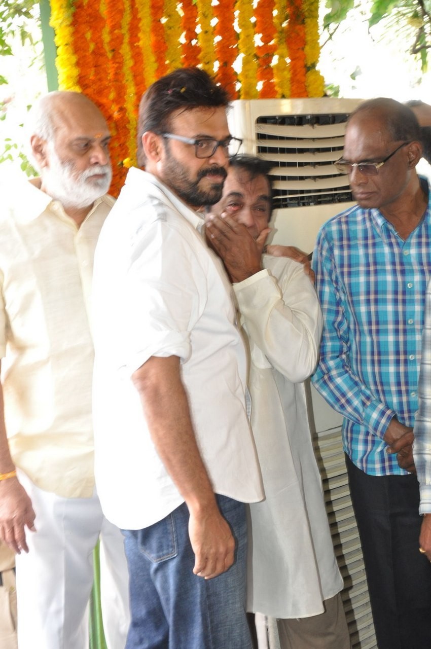 D Ramanaidu Anthima Yatra 03 - 239 / 282 photos