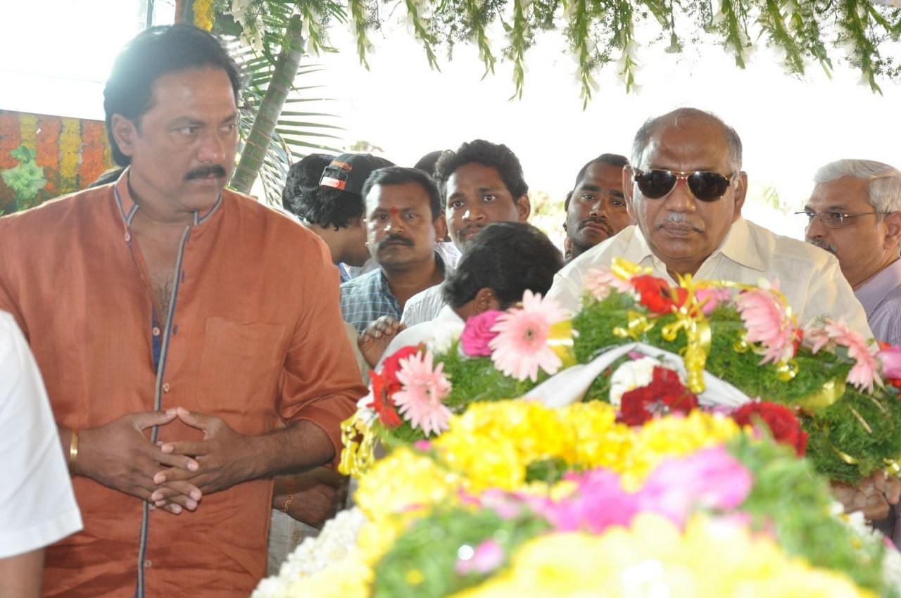 D Ramanaidu Anthima Yatra 03 - 248 / 282 photos