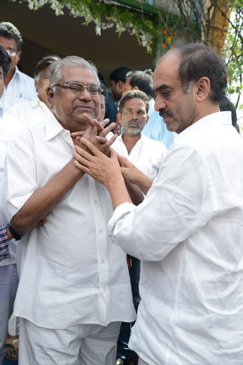 D Ramanaidu Anthima Yatra 03 - 260 / 282 photos